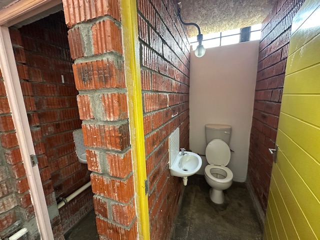 To Let commercial Property for Rent in Maitland Western Cape